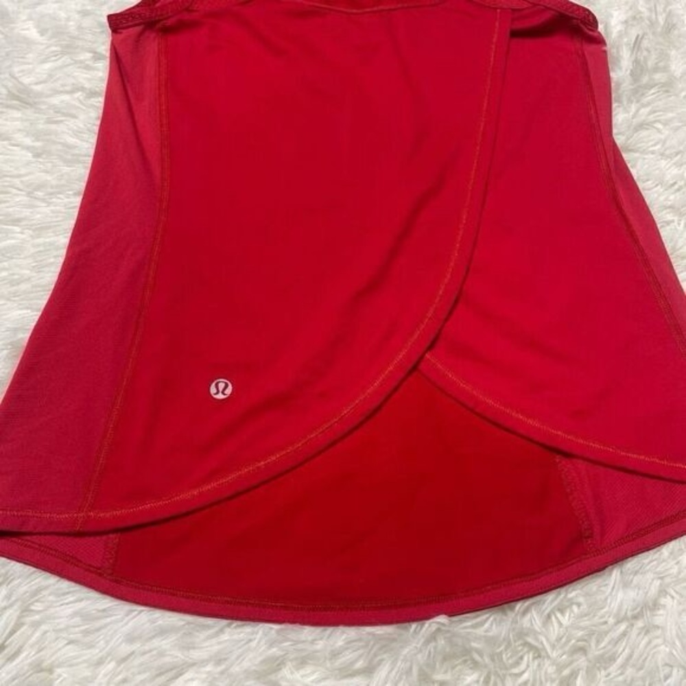 Elegant Red Sleeveless Tank Top - Picture 4 of 4